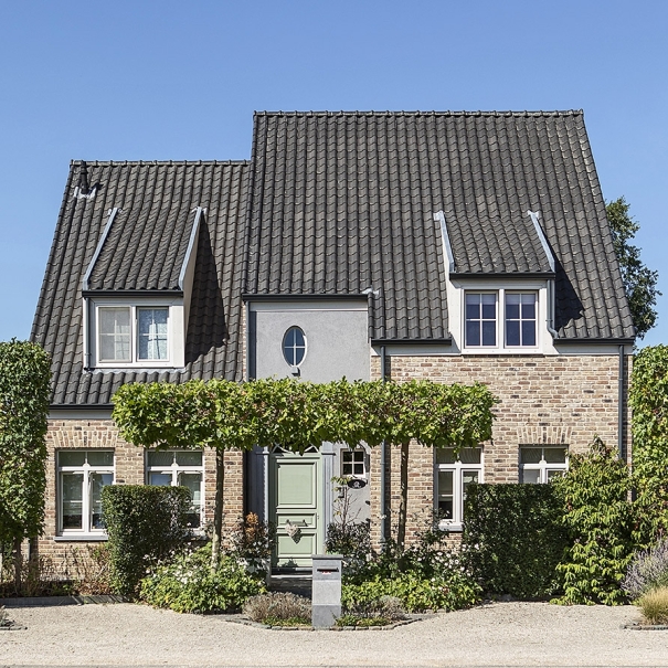 tuin betonklinkers oprit zwembad tuin